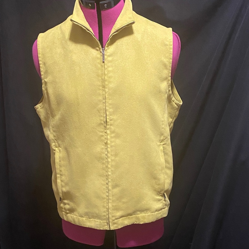 EUC Chico’s design, mustard Yellow faux suede Zip-Up Vest Chico’s 1 US S